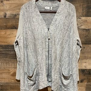 LOGO 1X Gray Zip Sharkbite Sweater